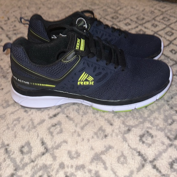 10.5 RBX Sneaker - Picture 2 of 11